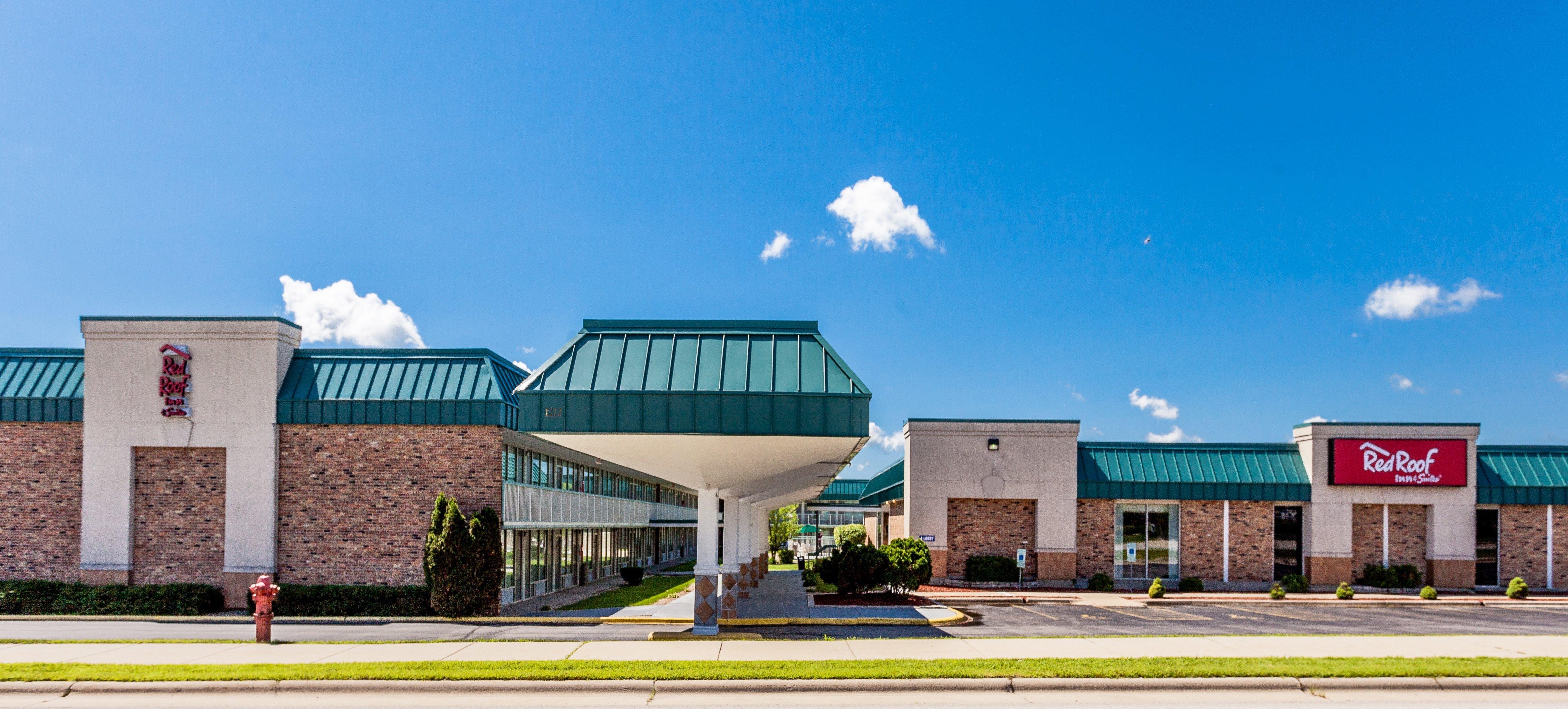 Red Roof Inn & Suites ДеКалб Екстериор снимка